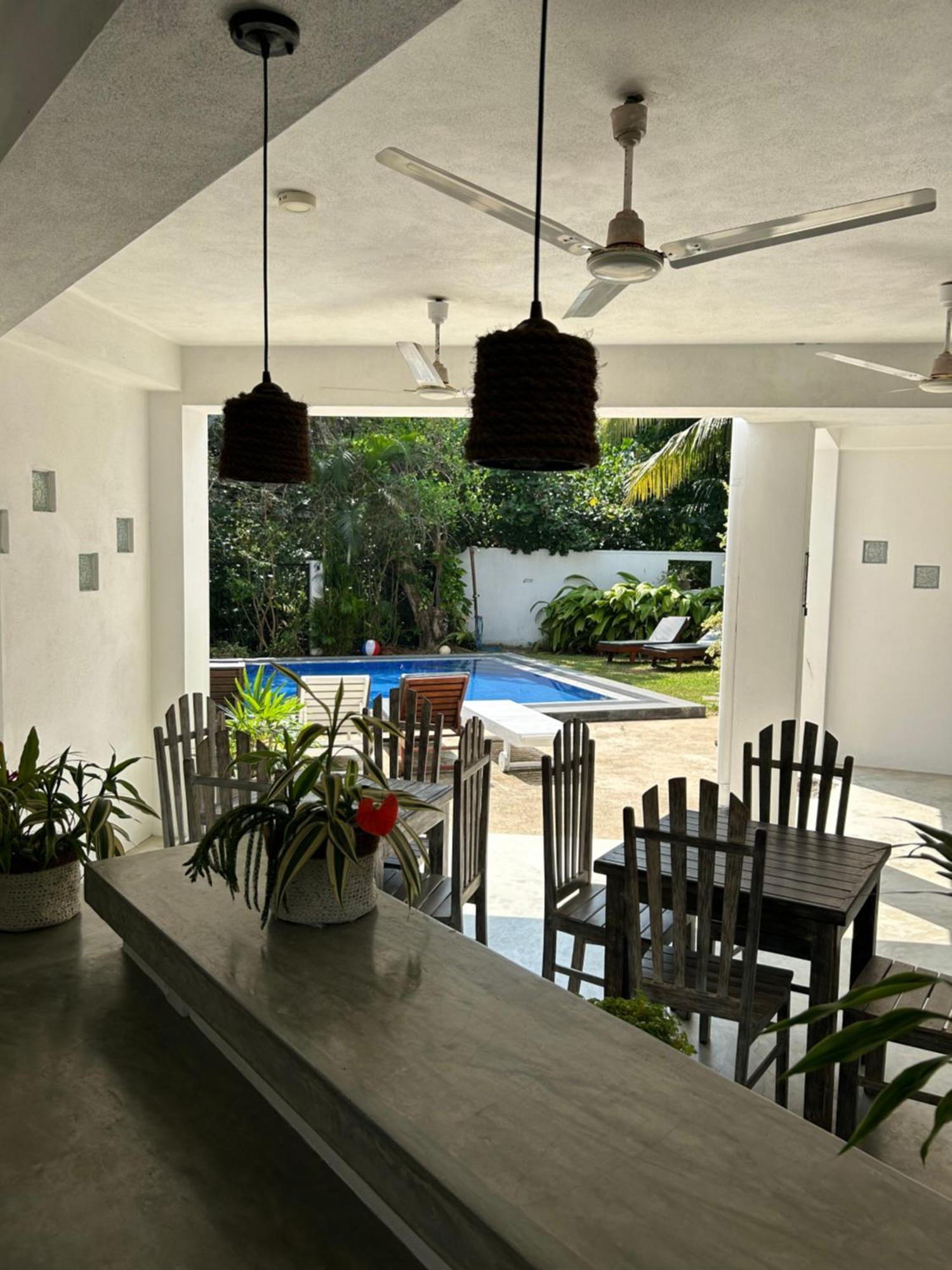Jippie The Villa Hikkaduwa Esterno foto