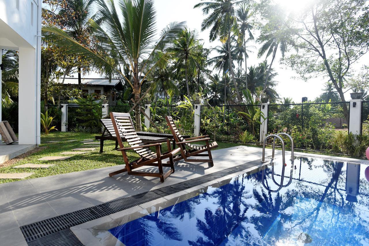 Jippie The Villa Hikkaduwa Esterno foto