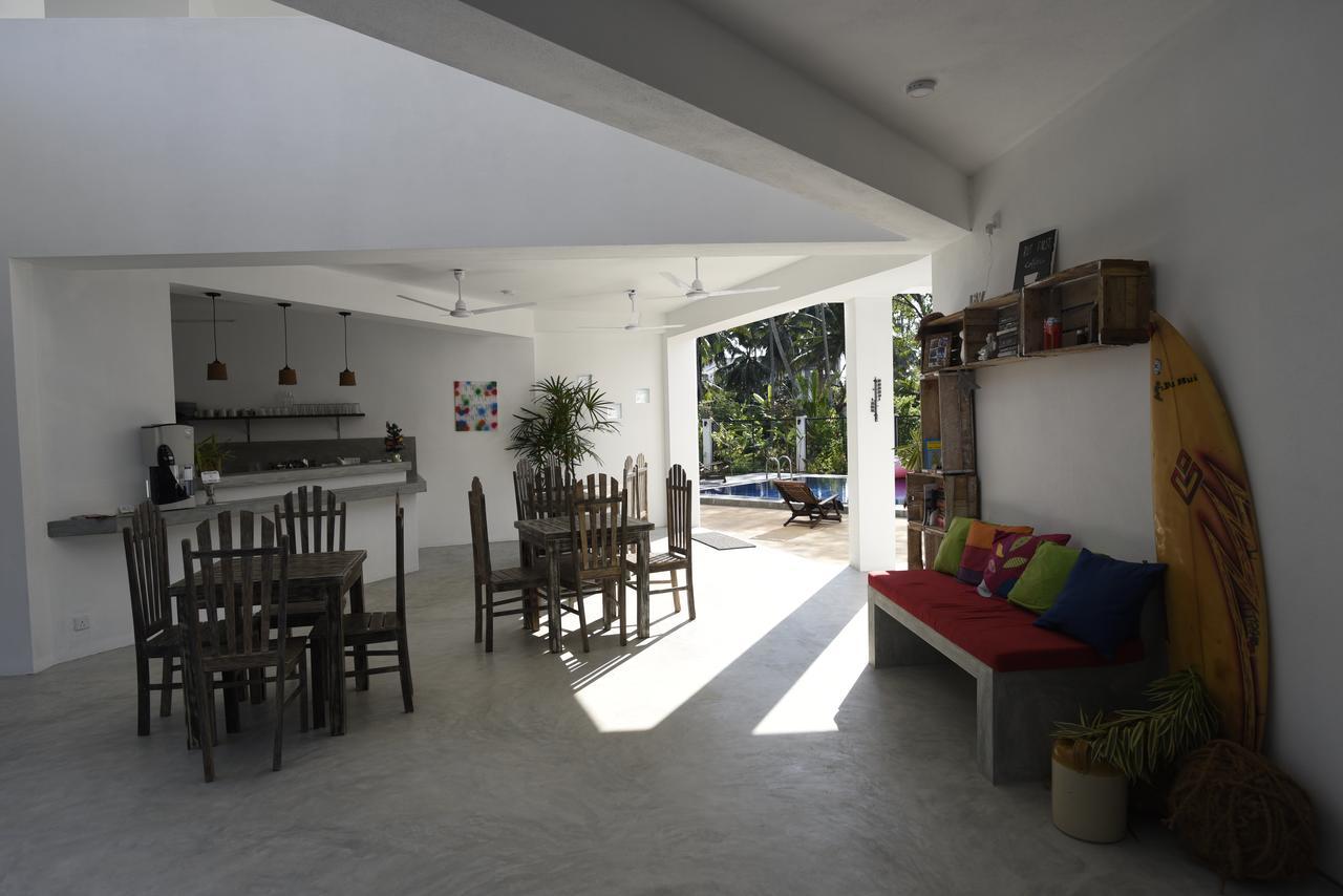 Jippie The Villa Hikkaduwa Esterno foto