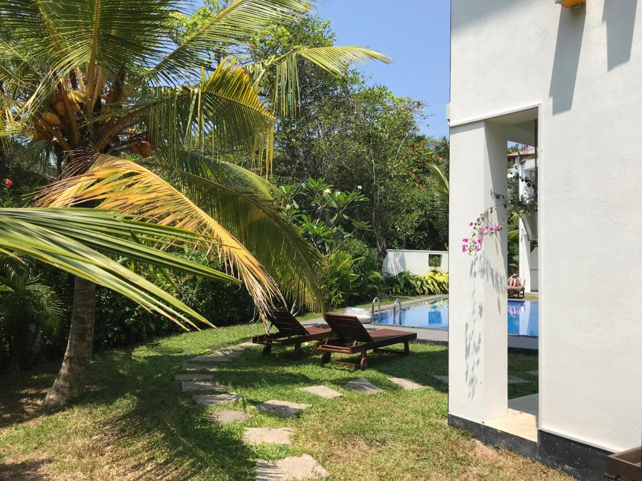 Jippie The Villa Hikkaduwa Esterno foto